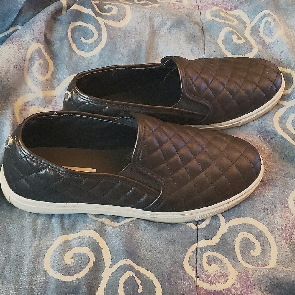 Steve Madden ECENTRCQ Black Quilted Slip-on  Sneakers Size 11B